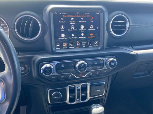 Used 2020 Jeep Wrangler Unlimited Sahara AWD/4WD image 19