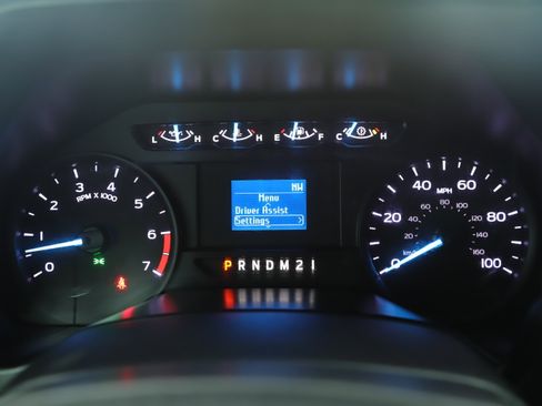 Used 2018 Ford F250 XL w/ Power Equipment Group image 16