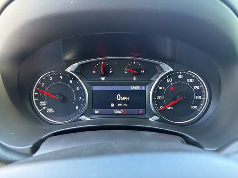 Used 2024 GMC Terrain AT4 w/ Tech Package AWD/4WD image 11