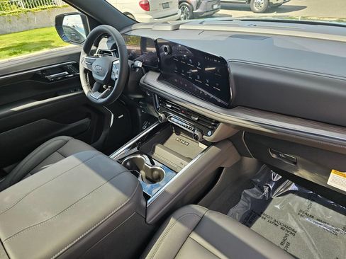 New 2026 Chevrolet Tahoe Z71 w/ Comfort Package AWD/4WD image 10