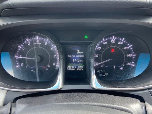 Used 2014 Toyota Avalon Limited image 16