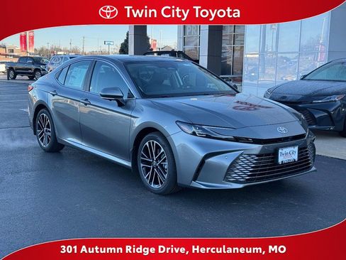 New 2026 Toyota Camry XLE image 1