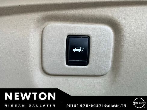 Used 2020 Nissan Pathfinder Platinum w/ Cargo Package AWD/4WD image 26