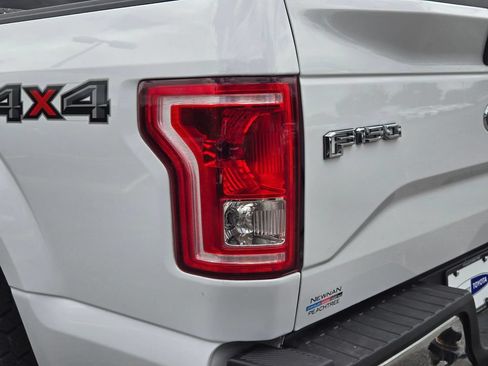 Used 2017 Ford F150 XLT AWD/4WD image 10