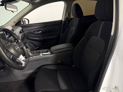 Used 2025 Nissan Sentra SV FWD image 21