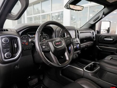 Used 2021 GMC Sierra 2500 AT4 w/ AT4 Premium Plus Package AWD/4WD image 27