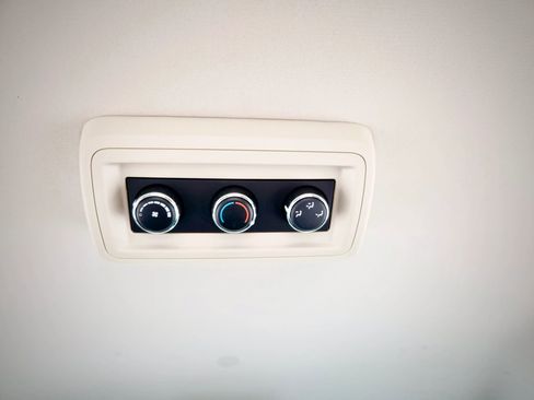 Used 2015 Dodge Grand Caravan SE w/ Quick Order Package 29E SE image 30