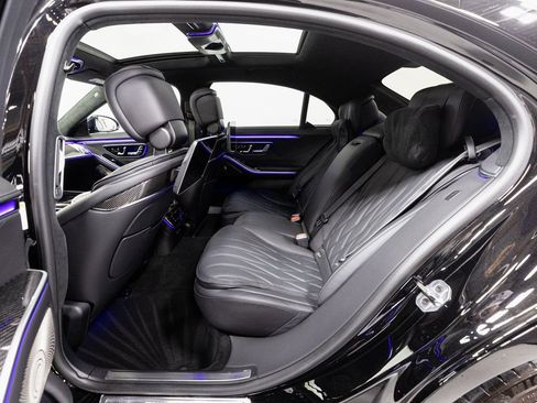 Used 2025 Mercedes-Benz S 63 AMG S image 28