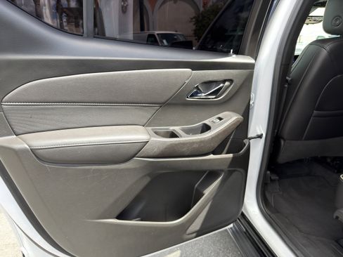 Used 2022 Chevrolet Traverse Premier w/ Redline Edition image 20