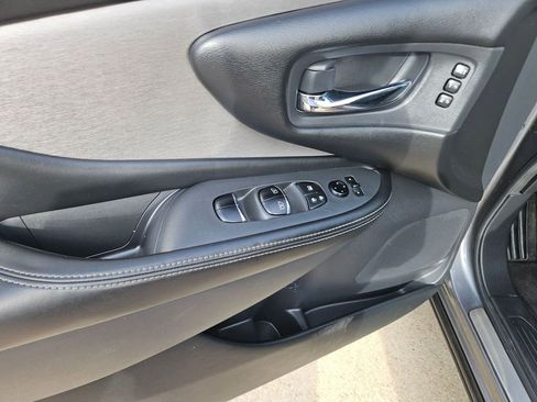 Used 2023 Nissan Murano SL w/ SL Moonroof Package image 12