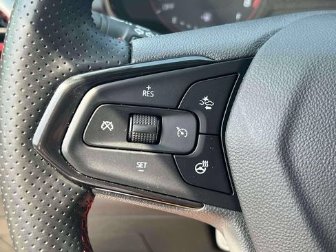 Used 2024 Chevrolet Trax RS w/ Driver Confidence Package FWD image 20