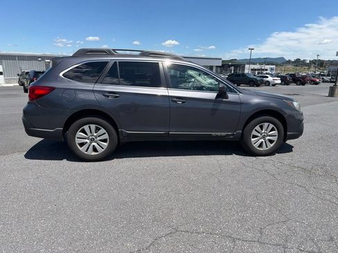 Used 2019 Subaru Outback 2.5i Premium AWD/4WD image 6