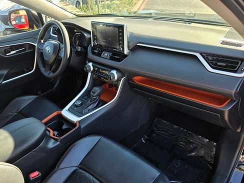 Used 2019 Toyota RAV4 Adventure image 9