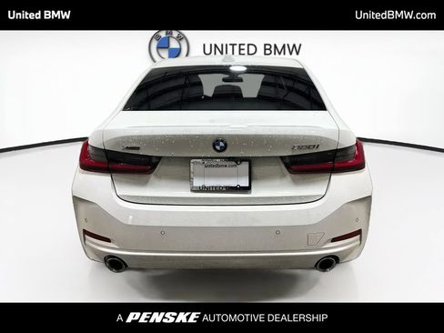 Used 2025 BMW 330i xDrive Sedan AWD/4WD image 6