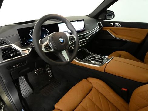 New 2026 BMW X5 xDrive40i w/ M Sport Package image 24