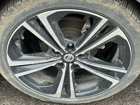 Used 2020 Nissan Sentra SR w/ Electronics Package image 10