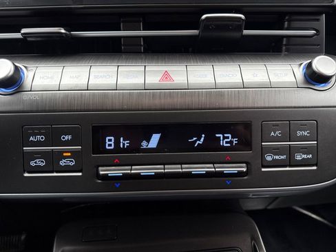 Used 2024 Hyundai Kona SEL w/ Convenience Package image 29