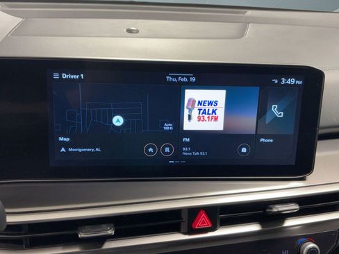 Used 2025 Kia Sorento S w/ Panoramic Sunroof Package image 23