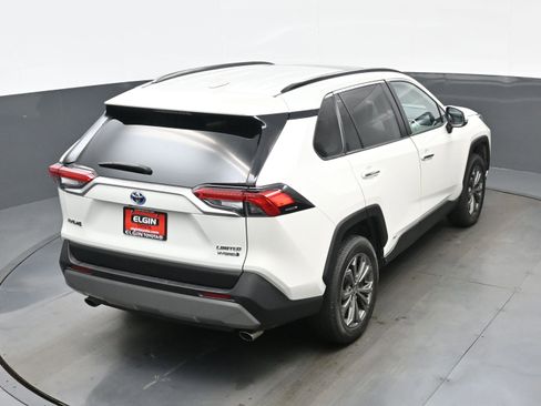 Used 2022 Toyota RAV4 Limited AWD/4WD image 42