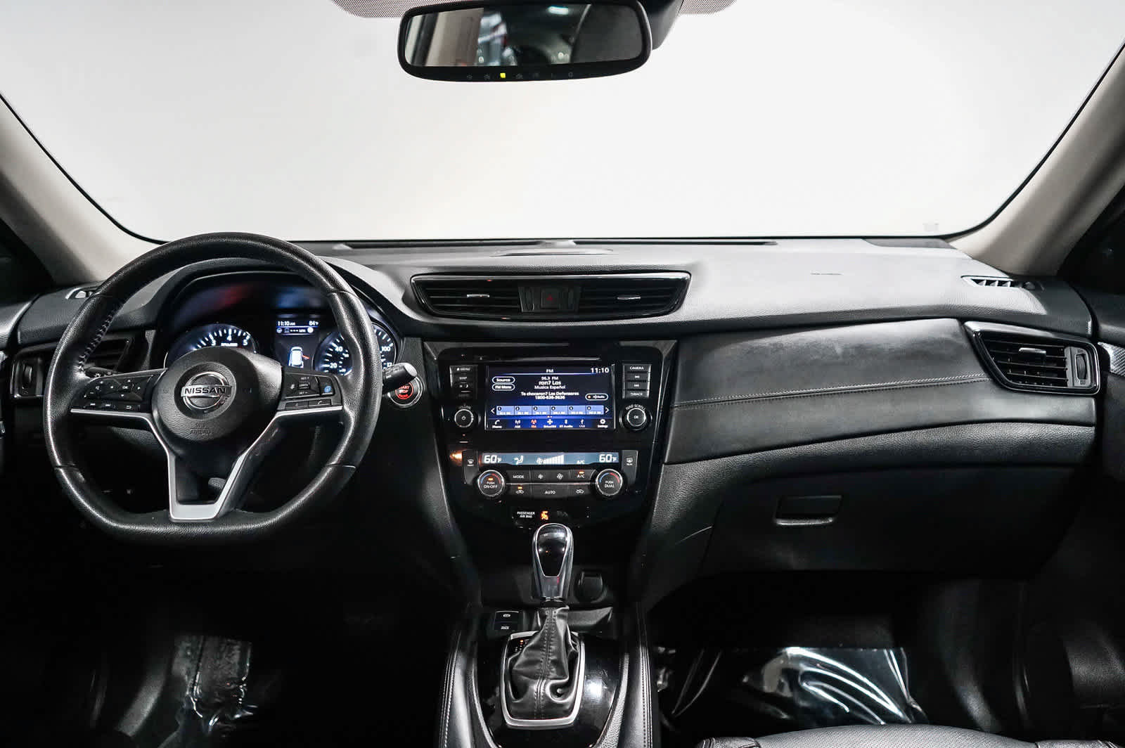 Used 2019 Nissan Rogue SL w/ Premium Package FWD image 12