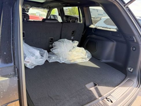 New 2026 Jeep Grand Cherokee Limited w/ Limited Altitude Package image 26