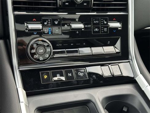 New 2026 Nissan Armada Platinum Reserve image 23