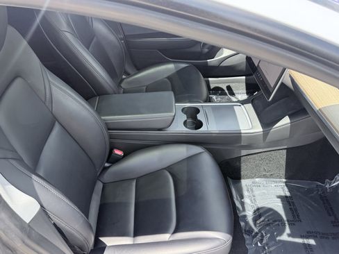 Used 2023 Tesla Model 3 Standard Range RWD image 40