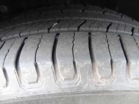 Certified 2023 Toyota Highlander LE image 14