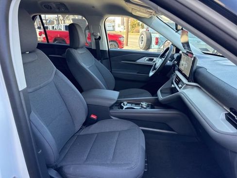New 2026 Ford Explorer Active AWD/4WD image 28