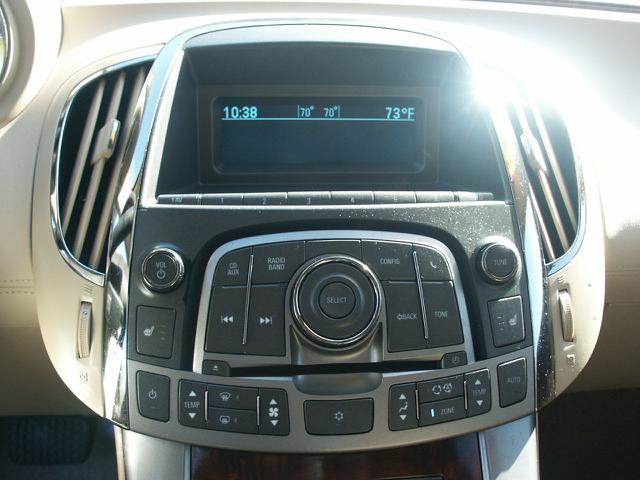 Used 2011 Buick LaCrosse CXL FWD image 11