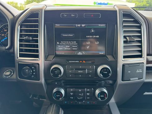 Used 2015 Ford F150 Platinum w/ FX4 Off-Road Package AWD/4WD image 21