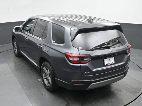 Used 2025 Honda Pilot EX-L image 36