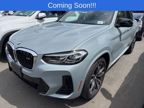 Used 2023 BMW X4 M40i w/ Parking Assistance Package image 2