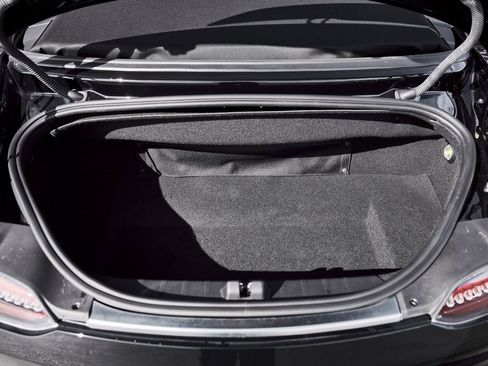 Used 2021 Mercedes-Benz AMG GT Base image 26