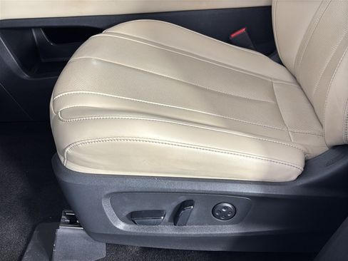 Used 2023 INFINITI QX60 Pure FWD image 16