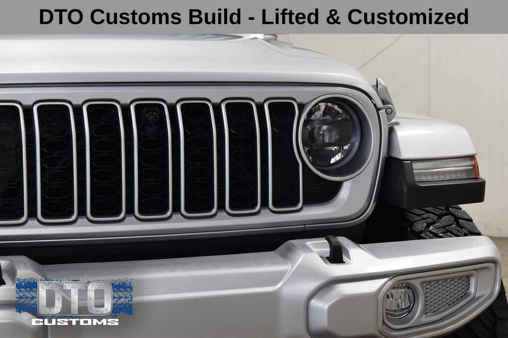 Used 2024 Jeep Wrangler Unlimited Sahara w/ Technology Group AWD/4WD image 9
