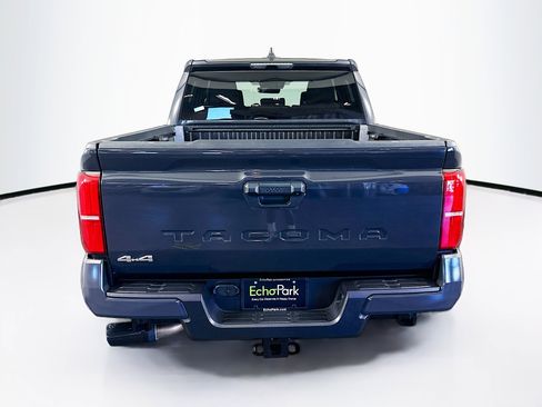 Used 2025 Toyota Tacoma SR5 image 7