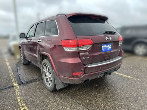 Used 2019 Jeep Grand Cherokee Overland AWD/4WD image 4