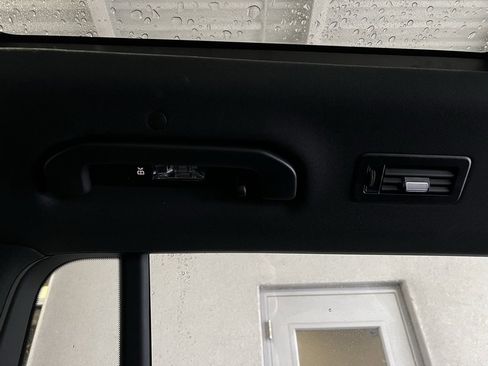 Certified 2025 Mercedes-Benz GLS 580 4MATIC image 34