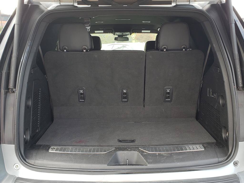 Used 2023 GMC Yukon Denali RWD image 7