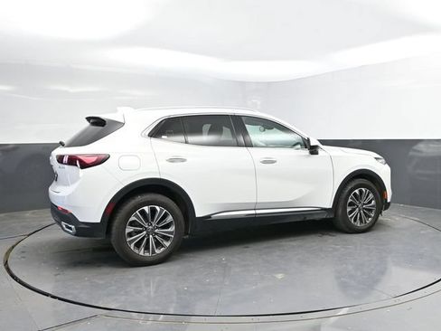Used 2024 Buick Envision Preferred AWD/4WD image 2