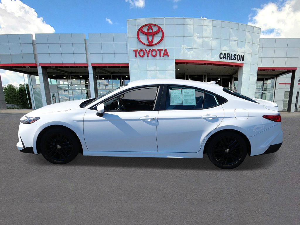 Certified 2025 Toyota Camry SE FWD image 7