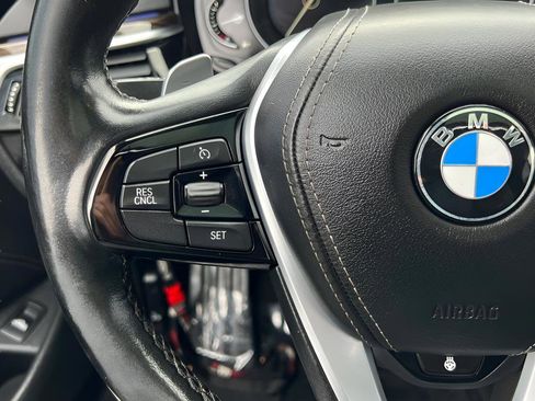 Used 2019 BMW 530i xDrive w/ Convenience Package image 40