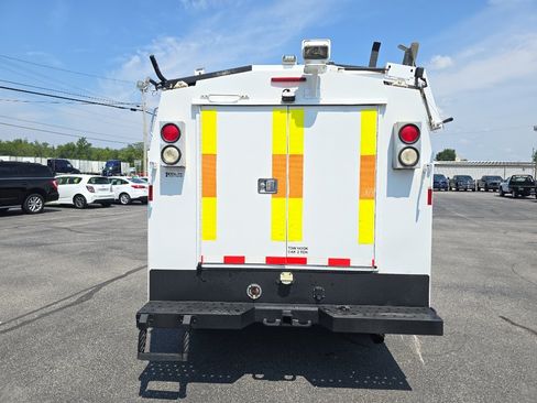Used 2014 Chevrolet Silverado 3500 W/T RWD image 7