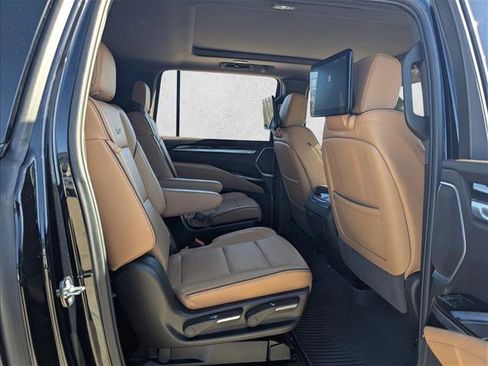 Certified 2025 Cadillac Escalade ESV Premium Luxury w/ Touring Package image 17