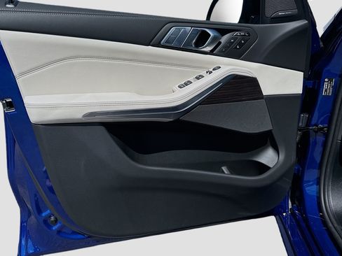 New 2027 BMW X7 M60i AWD/4WD image 23