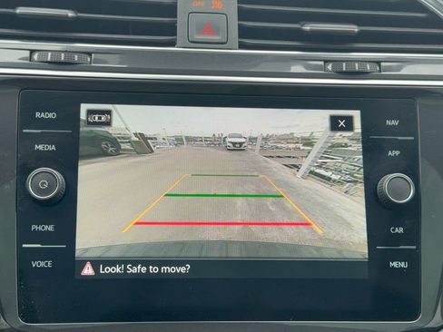 Used 2023 Volkswagen Tiguan SEL R-Line AWD/4WD image 24