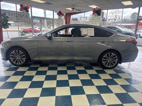 Used 2016 Hyundai Genesis 3.8 image 4