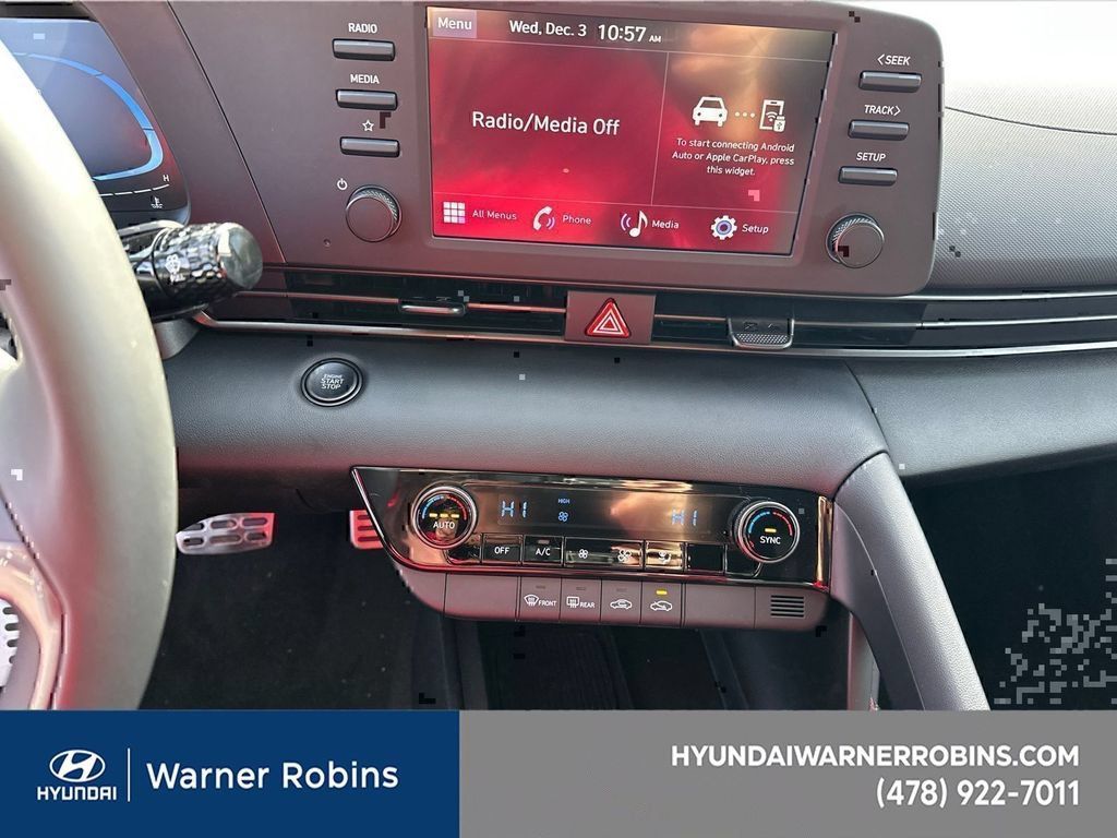 New 2025 Hyundai Elantra Sport FWD image 28