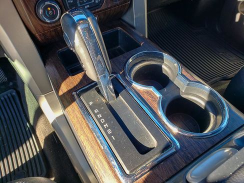 Used 2013 Ford F150 Lariat w/ Luxury Equipment Group image 13